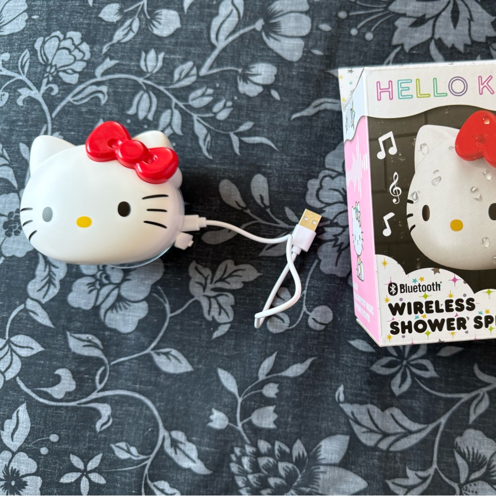 Hello Kitty Bluetooth Shower Speaker